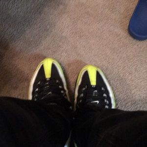 Meet your Posher, Joel